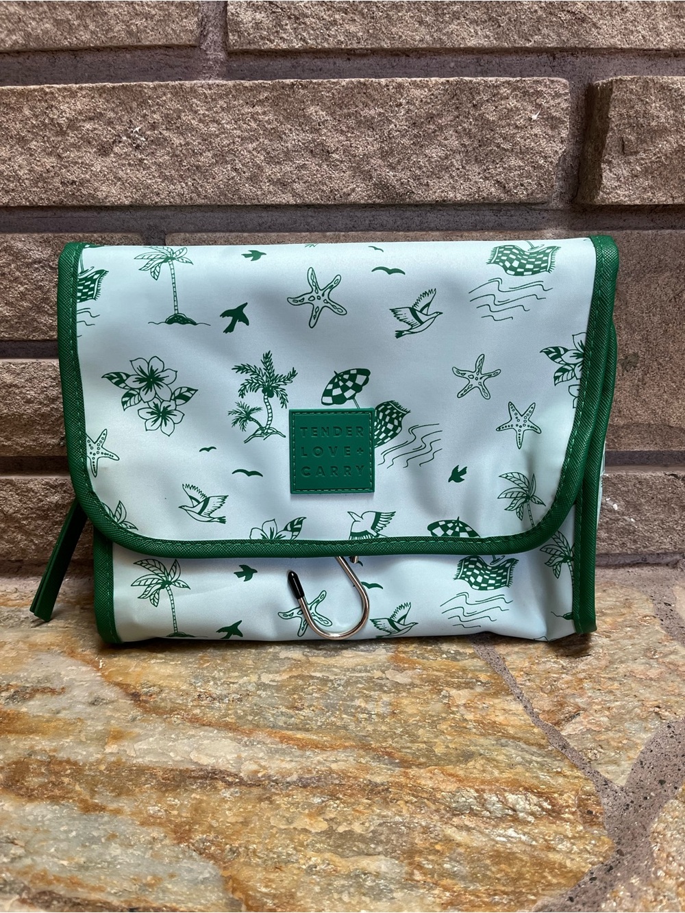 Tender Love + Carry Sea Print Foldover Hanging Travel Pouch Green
